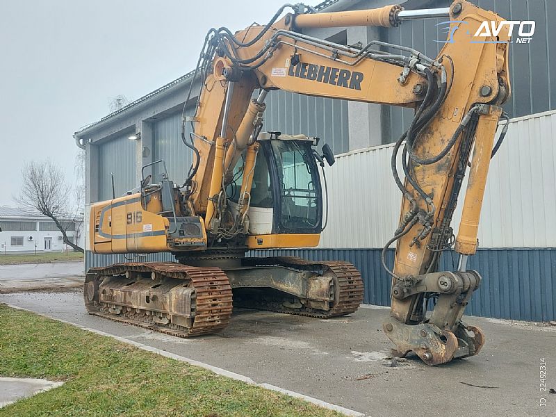 Liebherr&nbsp;R916&nbsp;<small><strong></strong></small>
