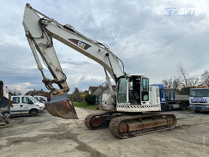 Caterpillar&nbsp;321D&nbsp;<small><strong></strong></small>
