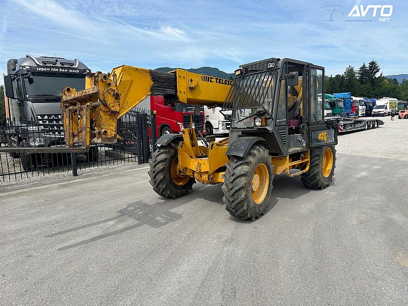 JCB&nbsp;Teleskopski JCB 530-35 4x4  &nbsp;<small><strong></strong></small>