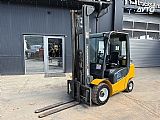 Jungheinrich TFG 430 - LETNIK 2006 - 3860 DELOVNIH UR