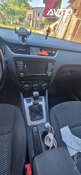 �koda&nbsp;Octavia&nbsp;<small><strong>Combi 2.0 TDI Ambition</strong></small>