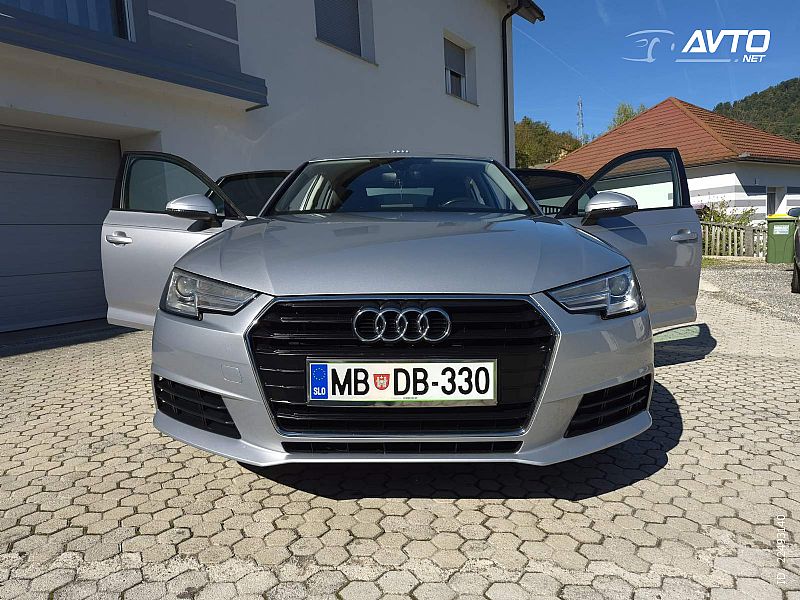 Audi&nbsp;A4&nbsp;<small><strong>2.0 TDI  Basis  S tronic</strong></small>