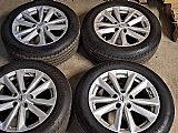 PLATI��E Nissan original Qashqai z gumami Goodyear