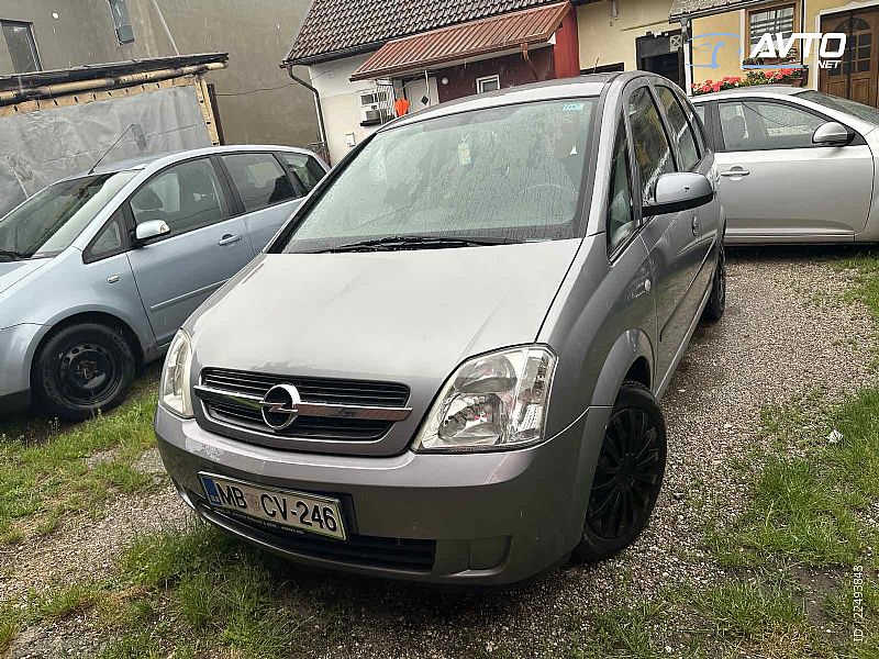 Opel&nbsp;Meriva&nbsp;<small><strong>1.6 16V </strong></small>