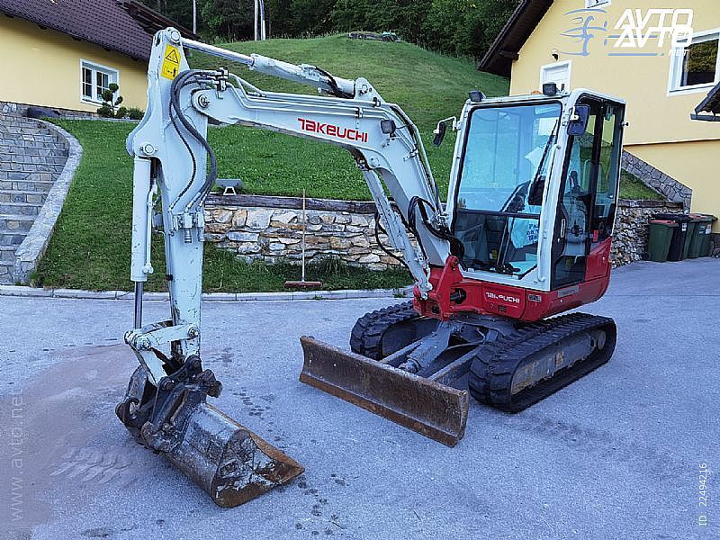 Takeuchi&nbsp;TB235 HID.HITRA MENJAVA  NOVE GOSENICE&nbsp;<small><strong></strong></small>