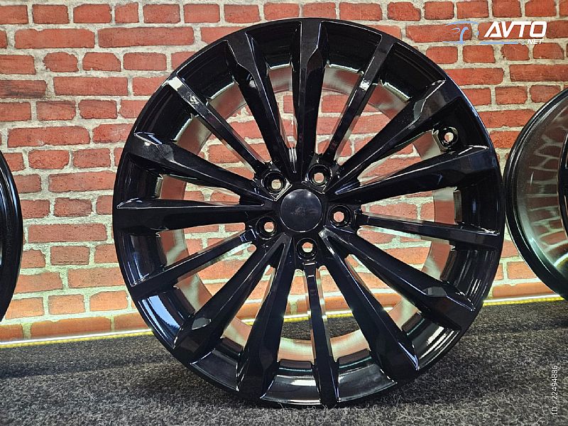 Radius&nbsp;19 COL 5�112.ET-44 NOVO-BLACK 8 x 19 8 x 19&nbsp;<small>8&nbsp;x&nbsp;19</small>
