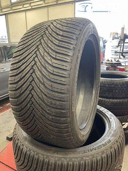 Maxxis&nbsp;PREMITRA ALL SEASON&nbsp;<small>275&nbsp;/&nbsp;40 &nbsp;R&nbsp;18</small>
