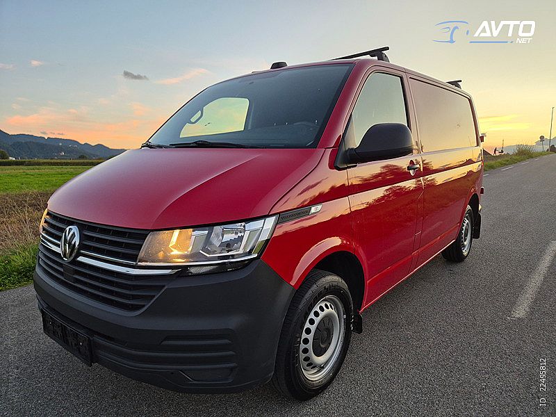 Volkswagen&nbsp;Transporter&nbsp;<small><strong>2.0 T6 DSG-1.LASTNIIK-MODIFICIRAN-ODLICEN</strong></small>