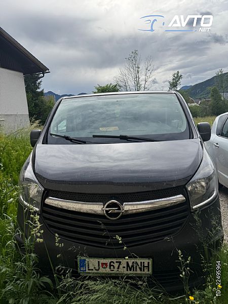 Opel&nbsp;Vivaro&nbsp;<small><strong>8+1</strong></small>