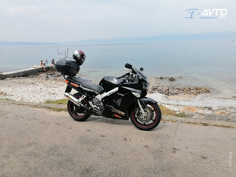 Honda&nbsp;Vfr800