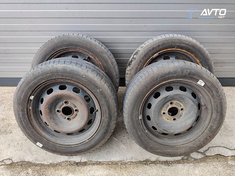 Original&nbsp;FORD 4X108 15COL + GUME TRANSIT B-MAX FIESTA&nbsp;<small>6&nbsp;x&nbsp;15</small>