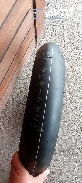 Bridgestone&nbsp;Racing batlax&nbsp;<small>120&nbsp;/&nbsp;600 &nbsp;R&nbsp;17</small>