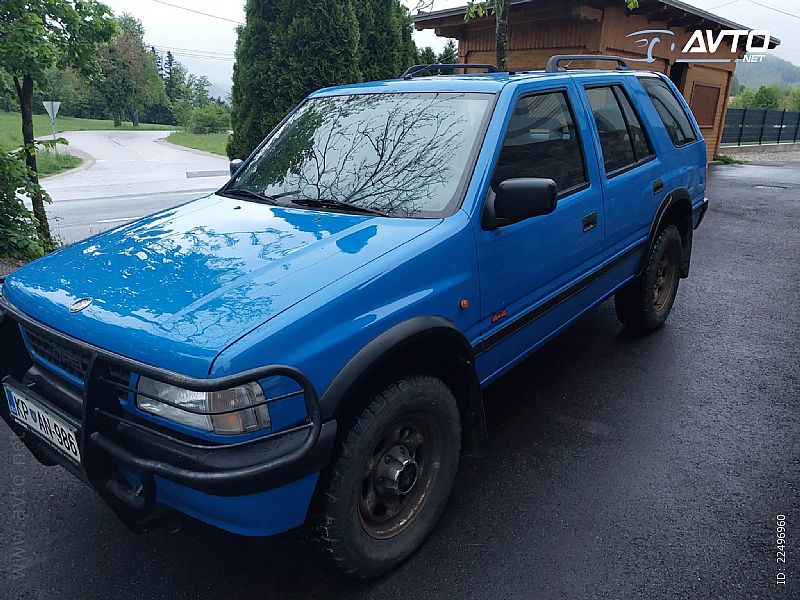 Opel&nbsp;Frontera&nbsp;<small><strong>2.2i 16V</strong></small>