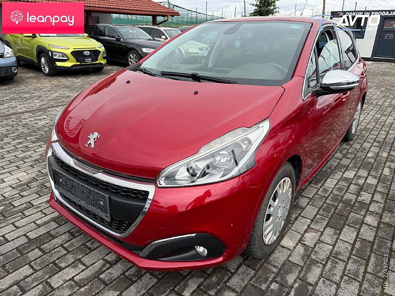 Peugeot&nbsp;208&nbsp;<small><strong>1.2 PureTech 82 Allure-KAMERA-PDC-ALU-LEANPAY.</strong></small>