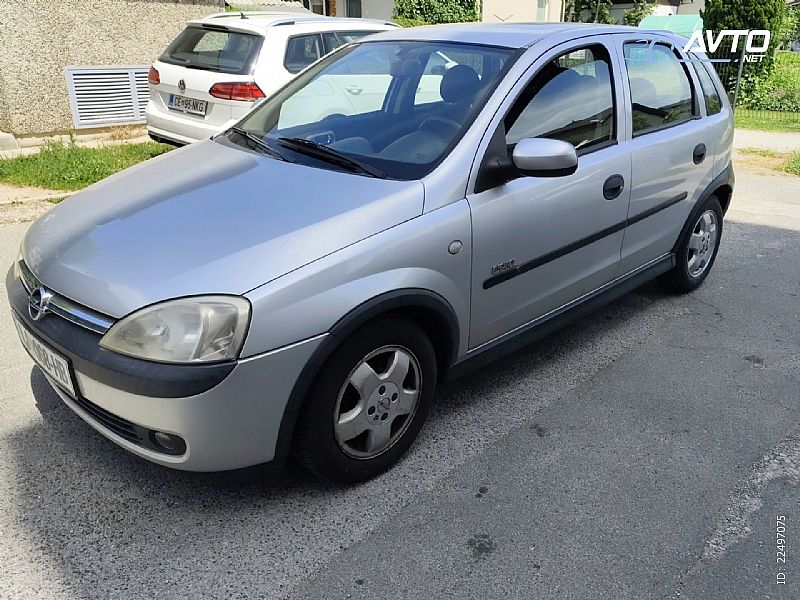 Opel&nbsp;Corsa&nbsp;<small><strong></strong></small>