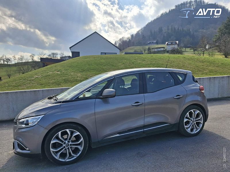 Renault&nbsp;Scenic&nbsp;<small><strong>15 DCI</strong></small>