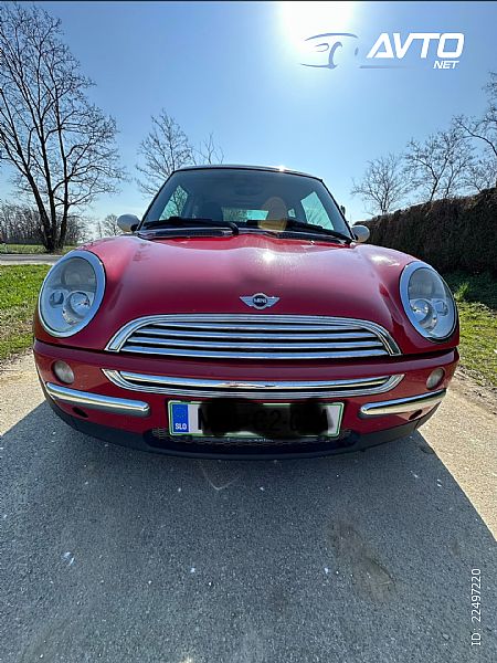 MINI&nbsp;Cooper&nbsp;<small><strong>Mini</strong></small>