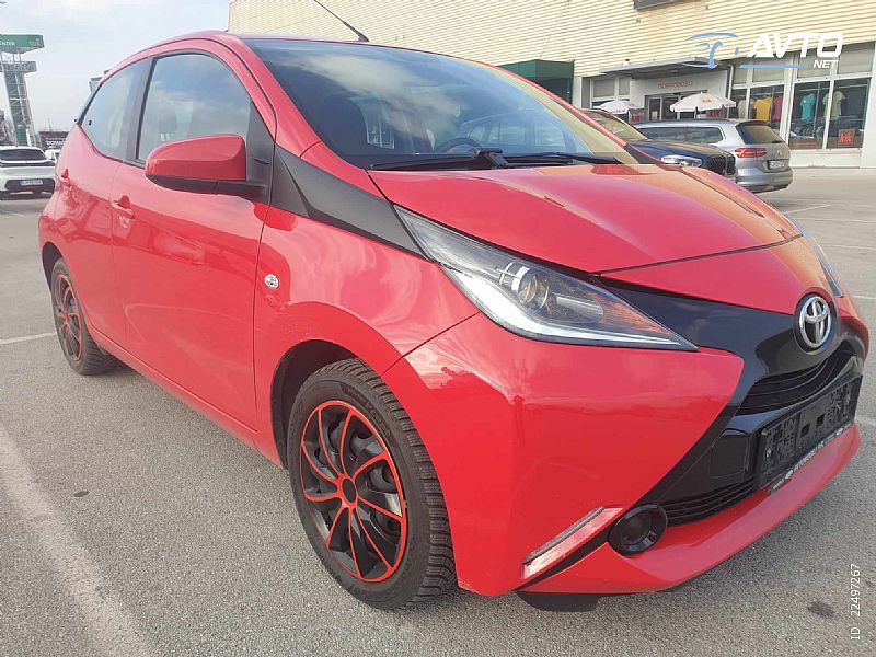 Toyota&nbsp;Aygo&nbsp;<small><strong>1.0 VVT-i</strong></small>