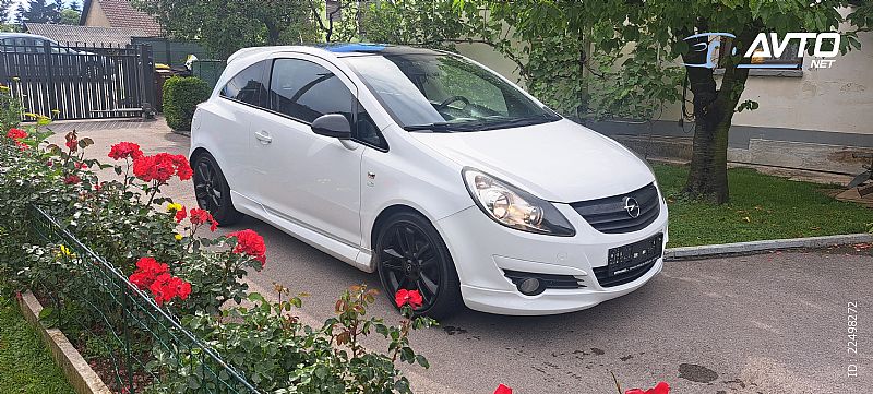 Opel&nbsp;Corsa&nbsp;<small><strong>Colour Edition 1.4 16V  Opc limited edition</strong></small>