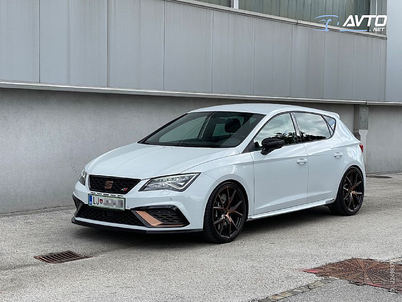 Seat&nbsp;Leon&nbsp;<small><strong>Cupra 300 2.0 TSI</strong></small>