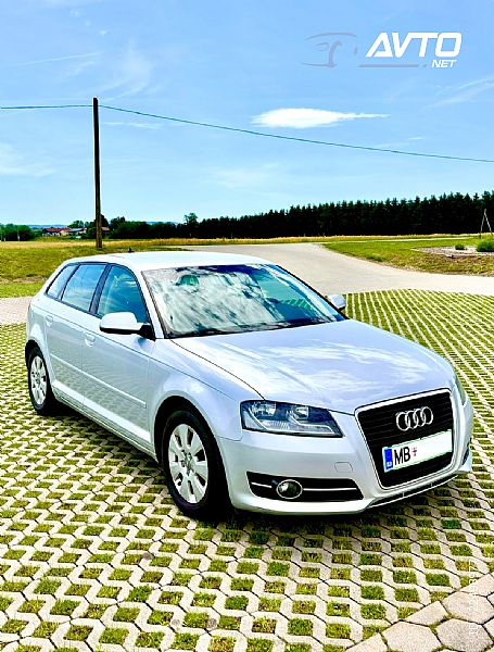 Audi&nbsp;A3&nbsp;<small><strong>Sportback 1.6 TDI DPF Ambition</strong></small>