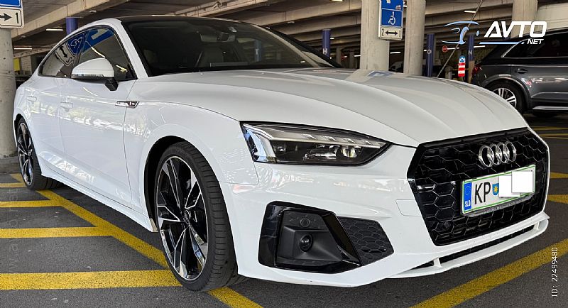 Audi&nbsp;A5 Sportback&nbsp;<small><strong>Audi A5 Sportback 40 TFSI S line - Slu�beno vozilo</strong></small>