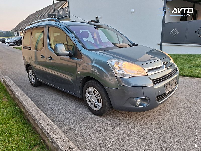Citro�n&nbsp;Berlingo&nbsp;<small><strong>1.6 hdi ohranjen redno servisiran</strong></small>
