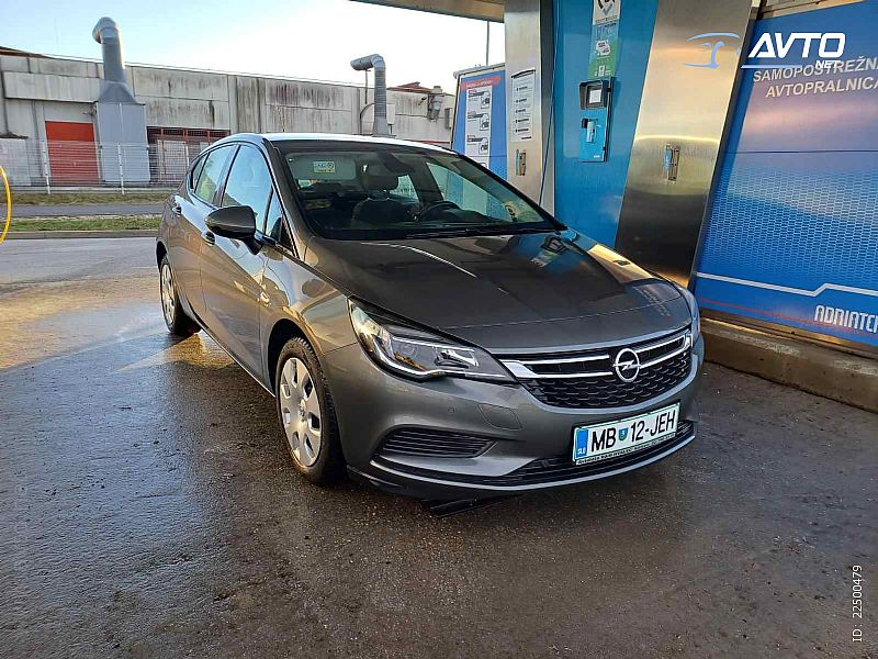 Opel&nbsp;Astra&nbsp;<small><strong>1.4 Turbo Enjoy</strong></small>