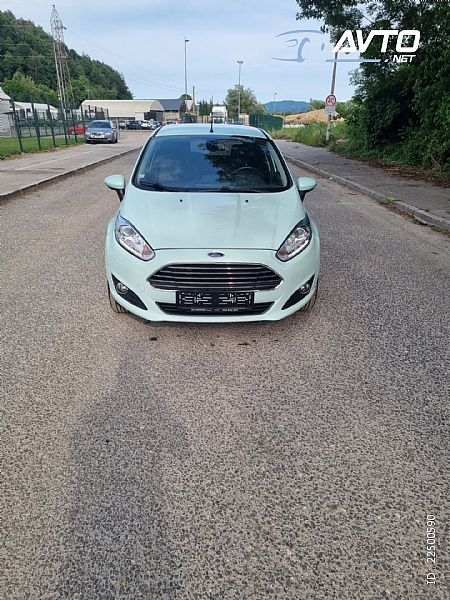 Ford&nbsp;Fiesta&nbsp;<small><strong>1.0 Ecoboost Style</strong></small>