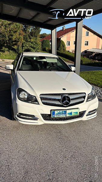 Mercedes-Benz&nbsp;C-Razred&nbsp;<small><strong>C Coup� 220 CDI BlueEFFICIENCY</strong></small>