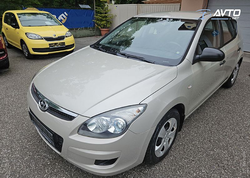 Hyundai&nbsp;i30&nbsp;<small><strong>1.4 CVVT</strong></small>