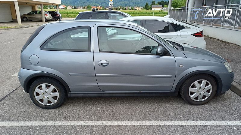 Opel&nbsp;Corsa&nbsp;<small><strong>1.2</strong></small>
