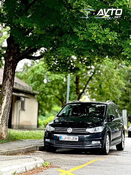 Volkswagen&nbsp;Touran&nbsp;<small><strong>1.6 TDI BMT Highline DSG</strong></small>