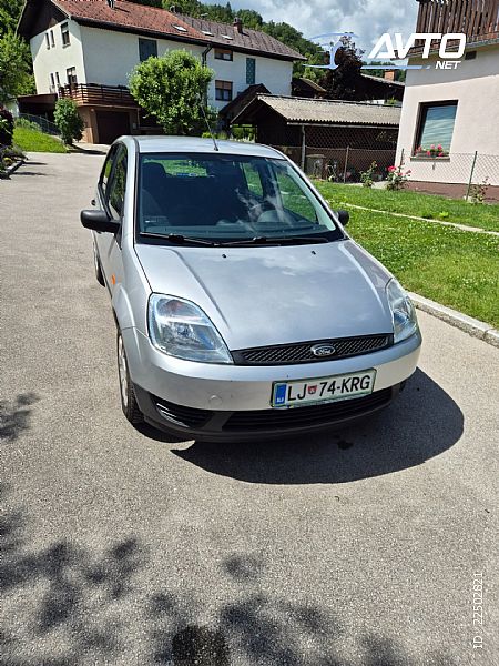 Ford&nbsp;Fiesta&nbsp;<small><strong>Comfort 1.4i 16V</strong></small>