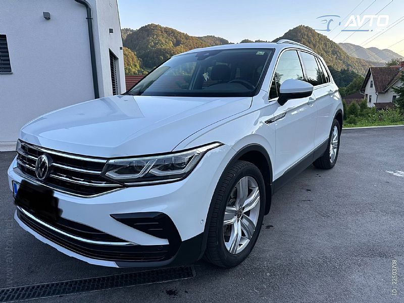 Volkswagen&nbsp;Tiguan&nbsp;<small><strong>4motion 2.0 TDI BMT R-Line DSG</strong></small>