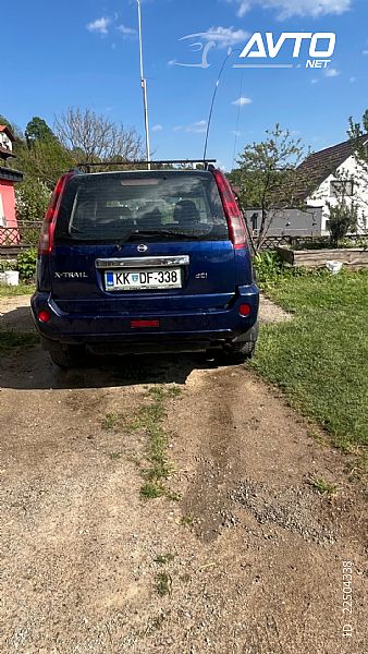 Nissan&nbsp;X-Trail&nbsp;<small><strong>2.2 dCi Elegance</strong></small>