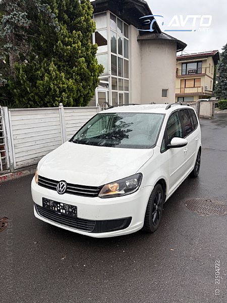 Volkswagen&nbsp;Touran&nbsp;<small><strong>2.0 TDI Comfortline DSG</strong></small>