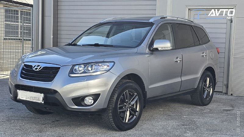 Hyundai&nbsp;Santa Fe&nbsp;<small><strong>2.2 CRDI 4WD 4X4 SLO KAMERA 2010g 275000 KM </strong></small>