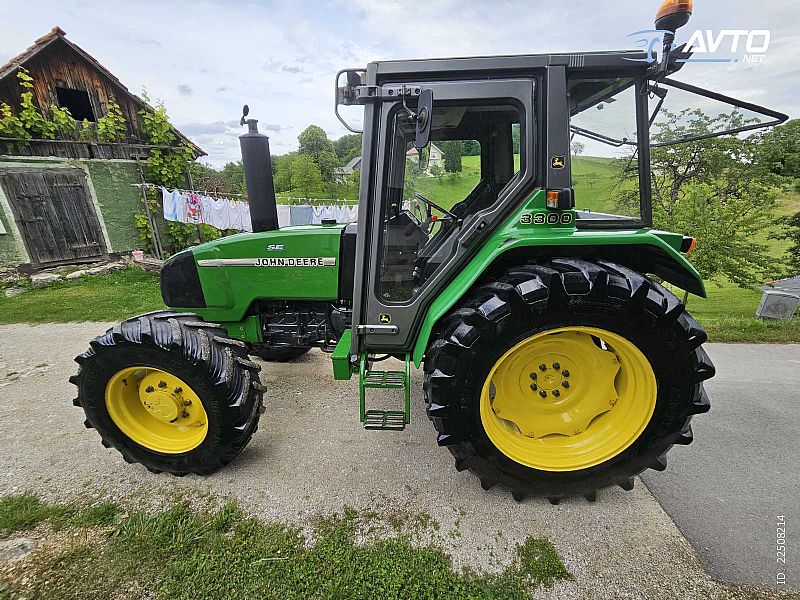 John Deere&nbsp;&nbsp;<small><strong></strong></small>