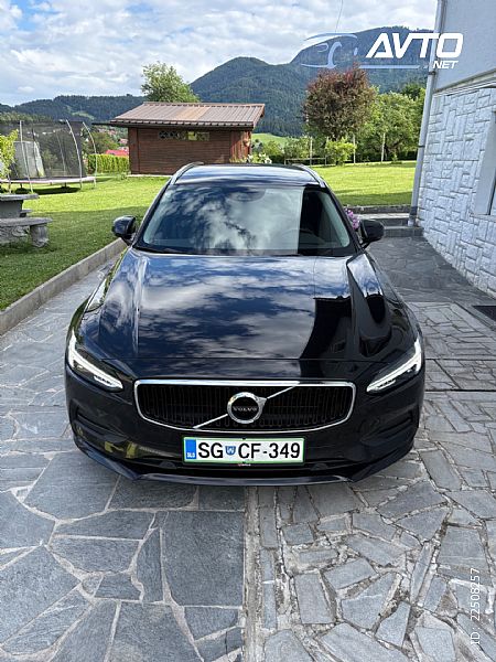 Volvo&nbsp;V90&nbsp;<small><strong>D4 Momentum Avt.</strong></small>