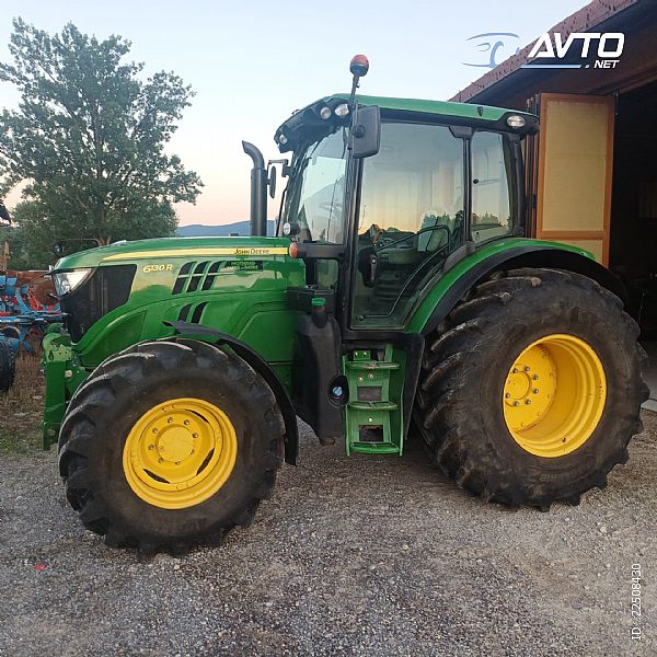 John Deere&nbsp;6130R&nbsp;<small><strong></strong></small>