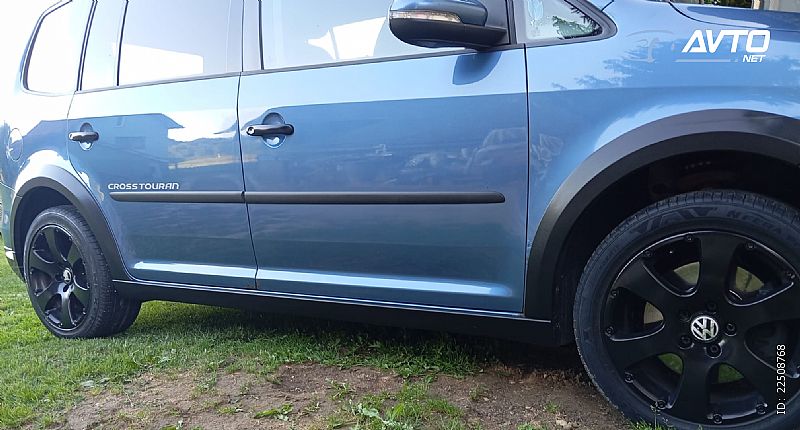Volkswagen&nbsp;CrossTouran&nbsp;<small><strong>2.0 TDI beri opombe. samo resni.. </strong></small>