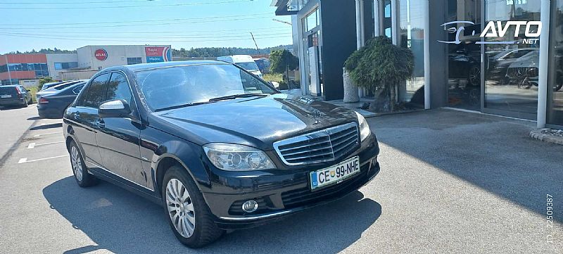 Mercedes-Benz&nbsp;C-Razred&nbsp;<small><strong>C BlueEFFICIENCY 200 CDI Elegance</strong></small>