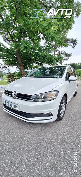 Volkswagen&nbsp;Touran&nbsp;<small><strong>1.6 TDI BMT Comfortline</strong></small>