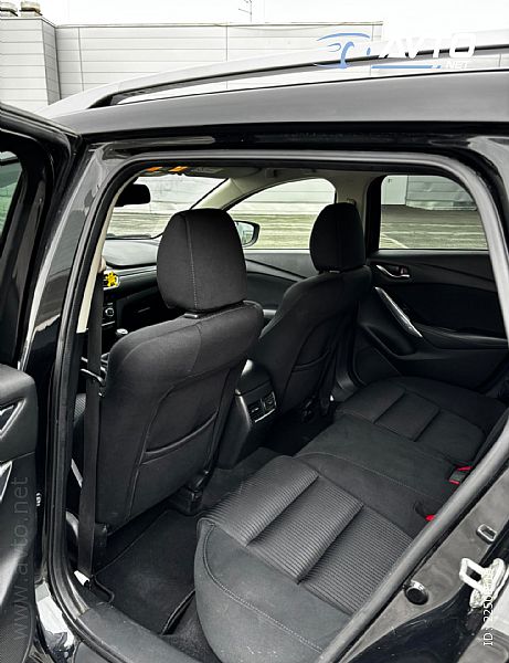 Mazda&nbsp;Mazda6&nbsp;<small><strong>Revolution</strong></small>