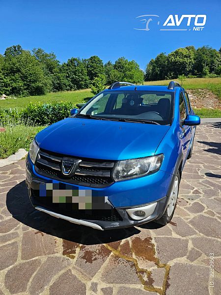 Dacia&nbsp;Sandero&nbsp;<small><strong>Stepway 0.9 TCe 90 </strong></small>