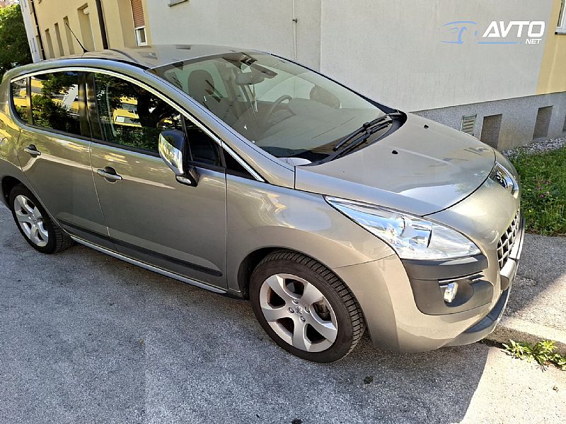 Peugeot&nbsp;3008&nbsp;<small><strong></strong></small>