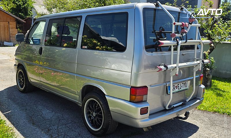 Volkswagen&nbsp;Multivan&nbsp;<small><strong>2.5 TDI</strong></small>
