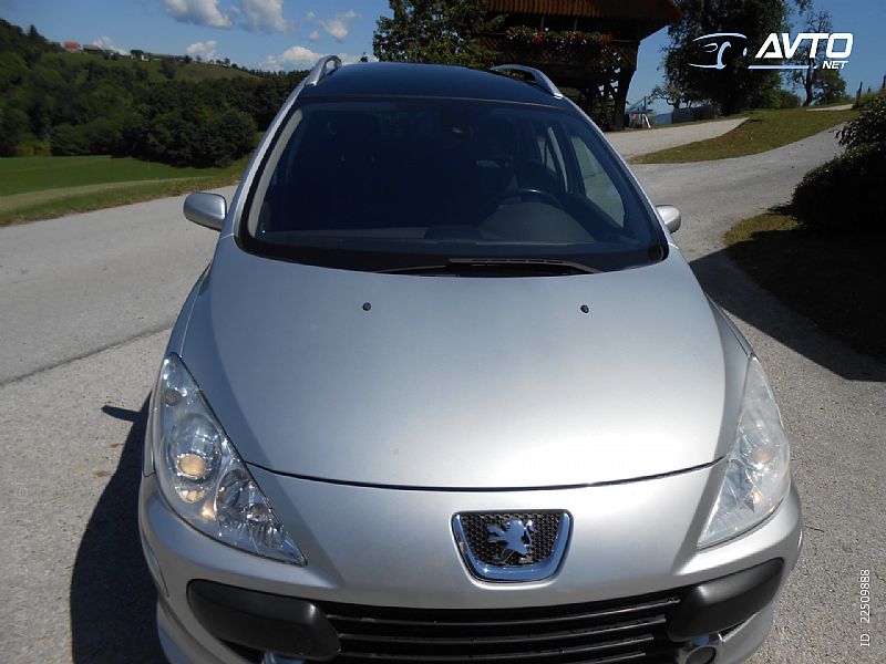 Peugeot&nbsp;307&nbsp;<small><strong>SW Pack 1.6 16V HDi</strong></small>