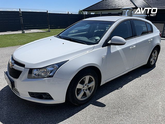 Chevrolet&nbsp;Cruze&nbsp;<small><strong>1.6 16V LT+</strong></small>